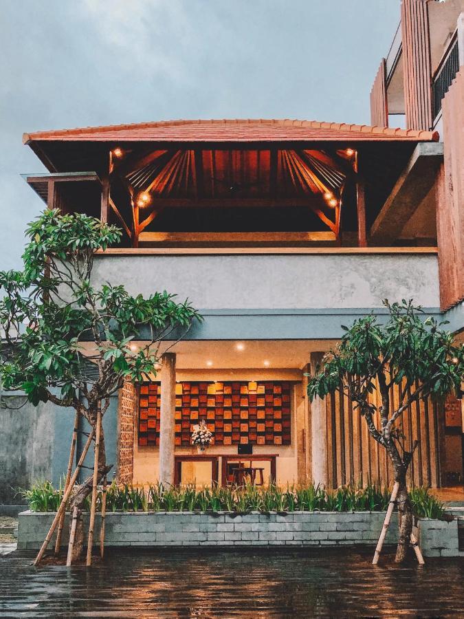 Perissos Echo Beach Canggu  Exterior photo