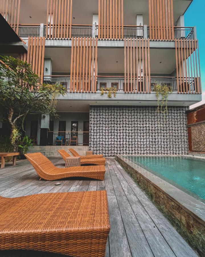 Perissos Echo Beach Canggu  Exterior photo