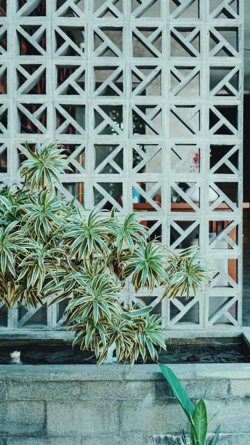 Perissos Echo Beach Canggu  Exterior photo